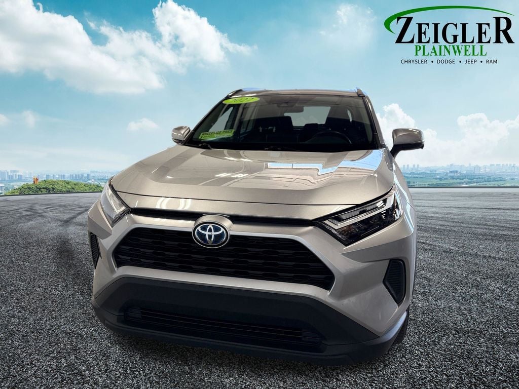 2022 Toyota RAV4 Hybrid XLE