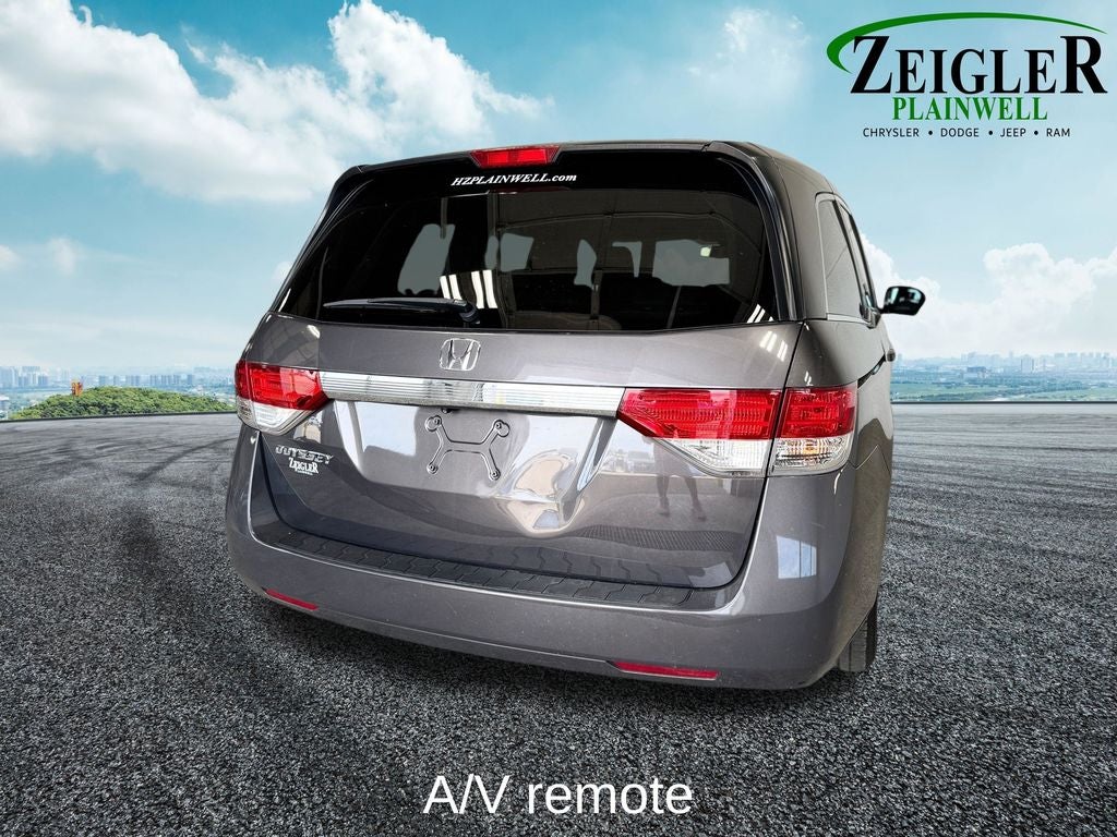 2017 Honda Odyssey EX-L A/V remote Headphones