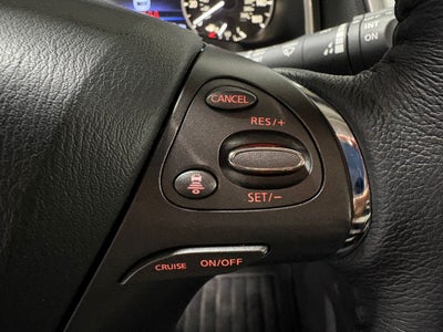2024 Nissan Murano SL Power moonroof & Navigation System