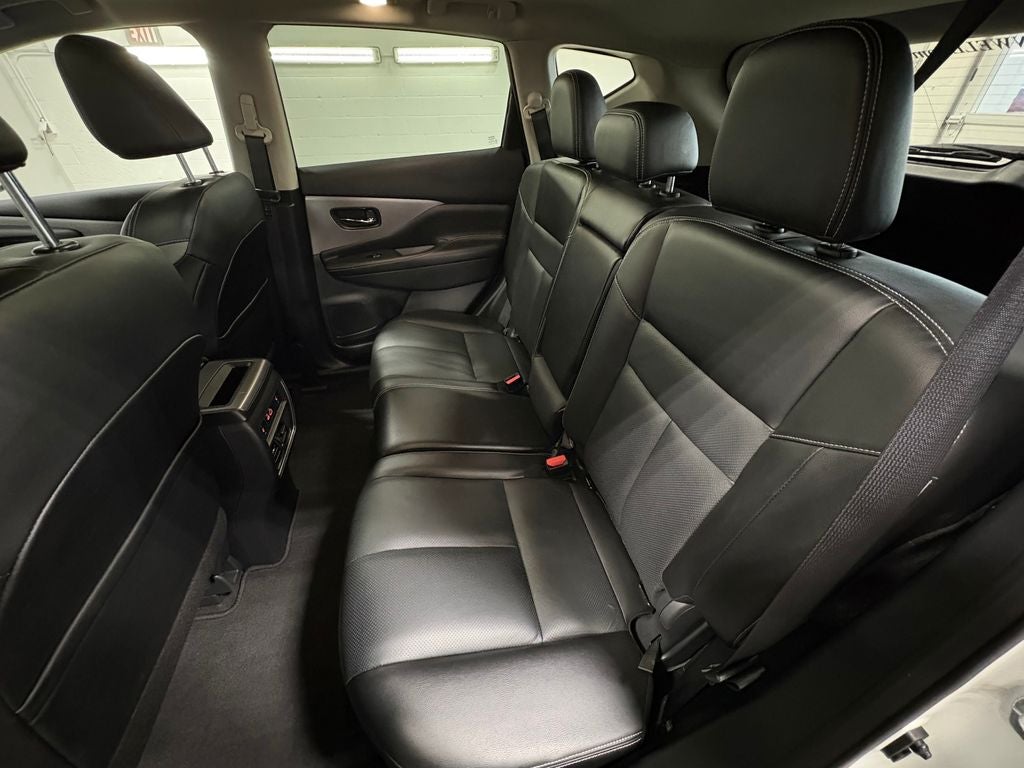 2024 Nissan Murano SL Power moonroof & Navigation System