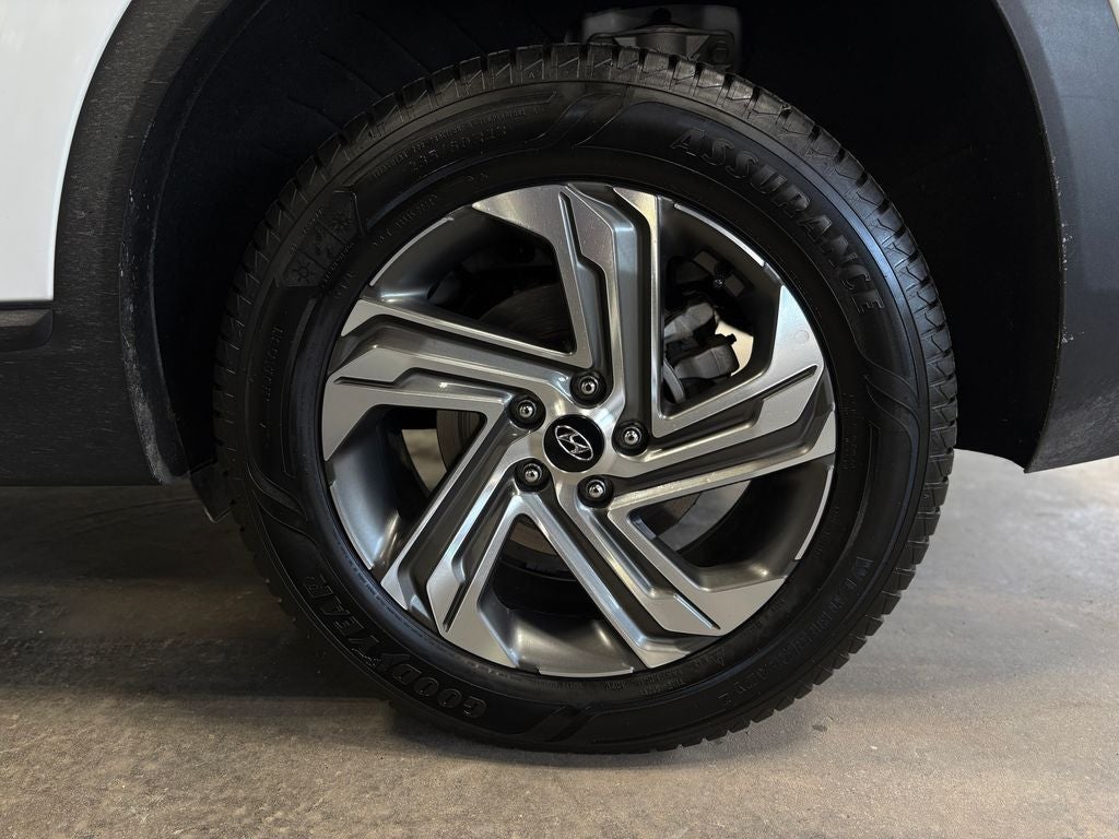 2023 Hyundai Santa Fe SEL Navigation System