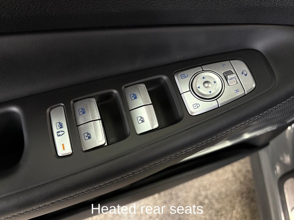 2022 Hyundai Santa Fe Calligraphy Navigation System