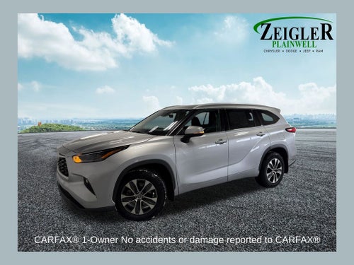 2022 Toyota Highlander Hybrid LE