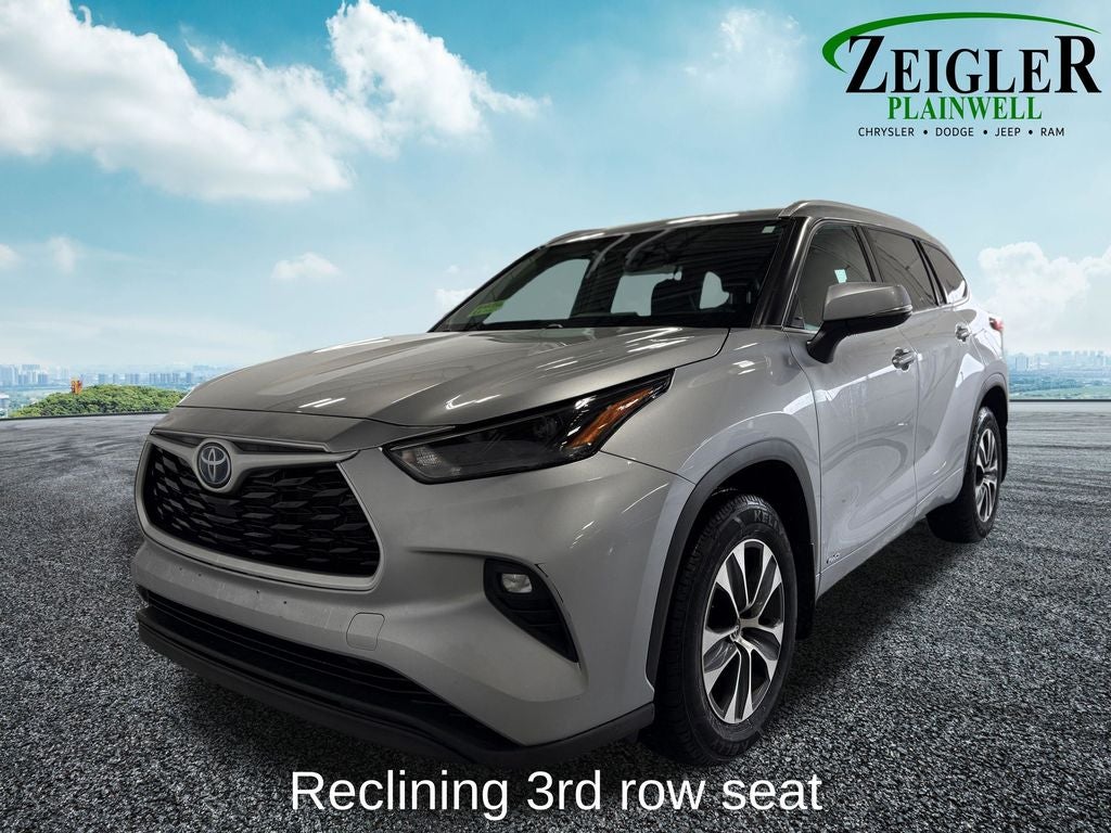 2022 Toyota Highlander Hybrid LE
