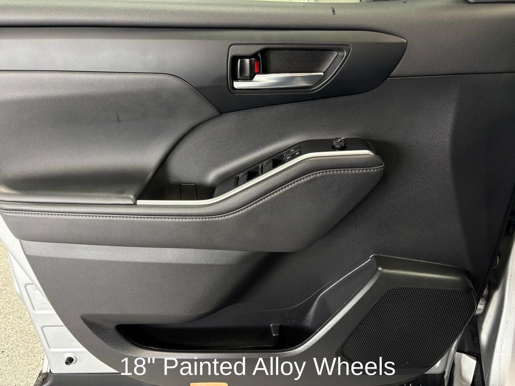 2022 Toyota Highlander Hybrid LE