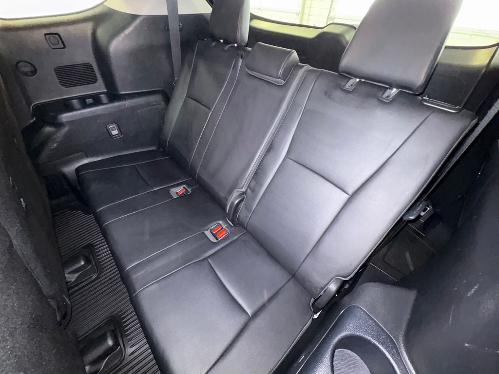 2022 Toyota Highlander Hybrid LE