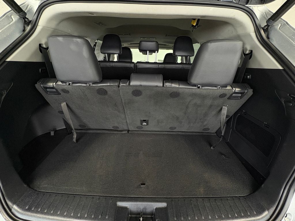 2022 Toyota Highlander Hybrid LE