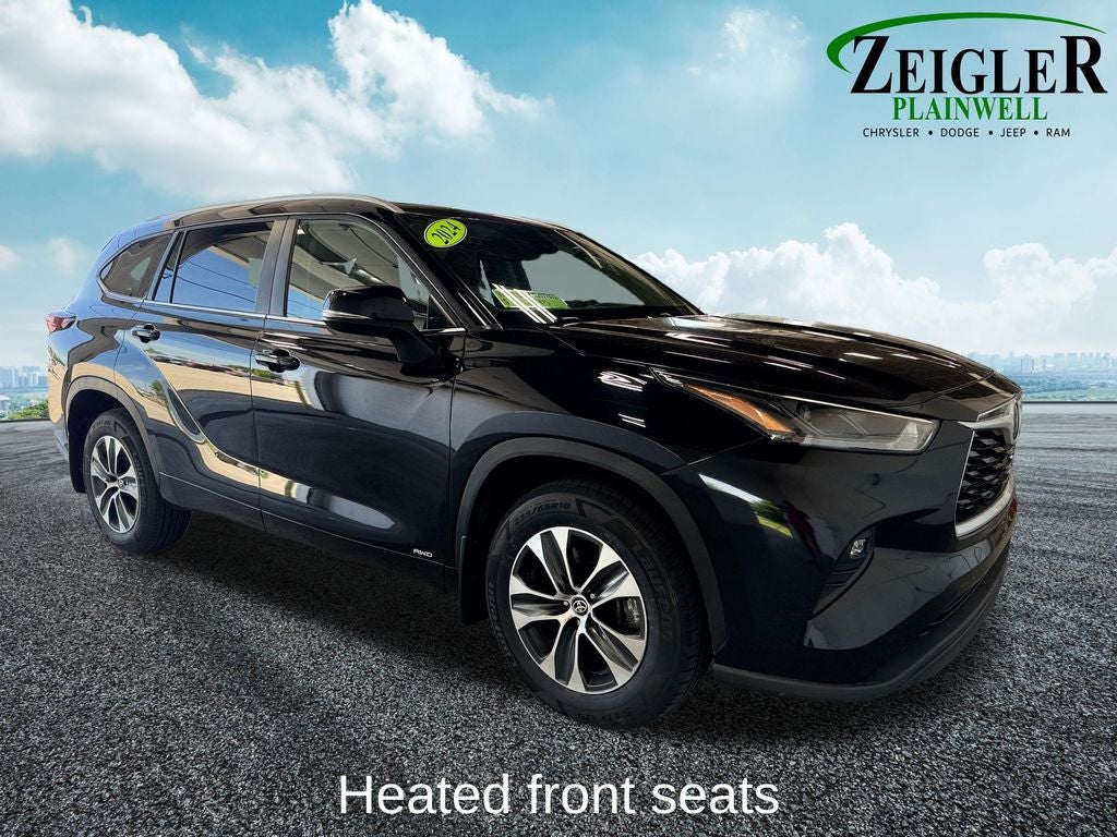 2024 Toyota Highlander Hybrid XLE 3rd row seats