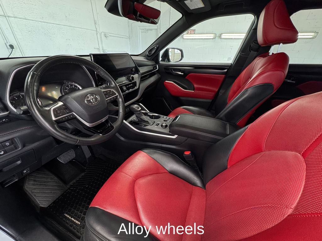 2024 Toyota Highlander Platinum Power moonroof