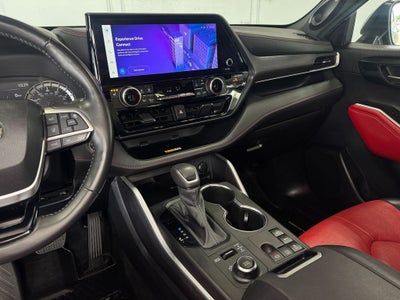 2024 Toyota Highlander Platinum Power moonroof