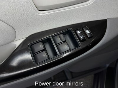 2011 Toyota Sienna LE 8 Passenger