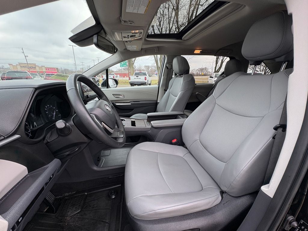 2023 Toyota Sienna XLE 7 Passenger