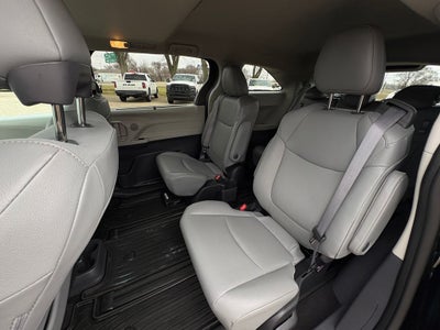 2023 Toyota Sienna XLE 7 Passenger