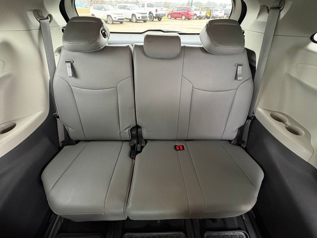2023 Toyota Sienna XLE 7 Passenger