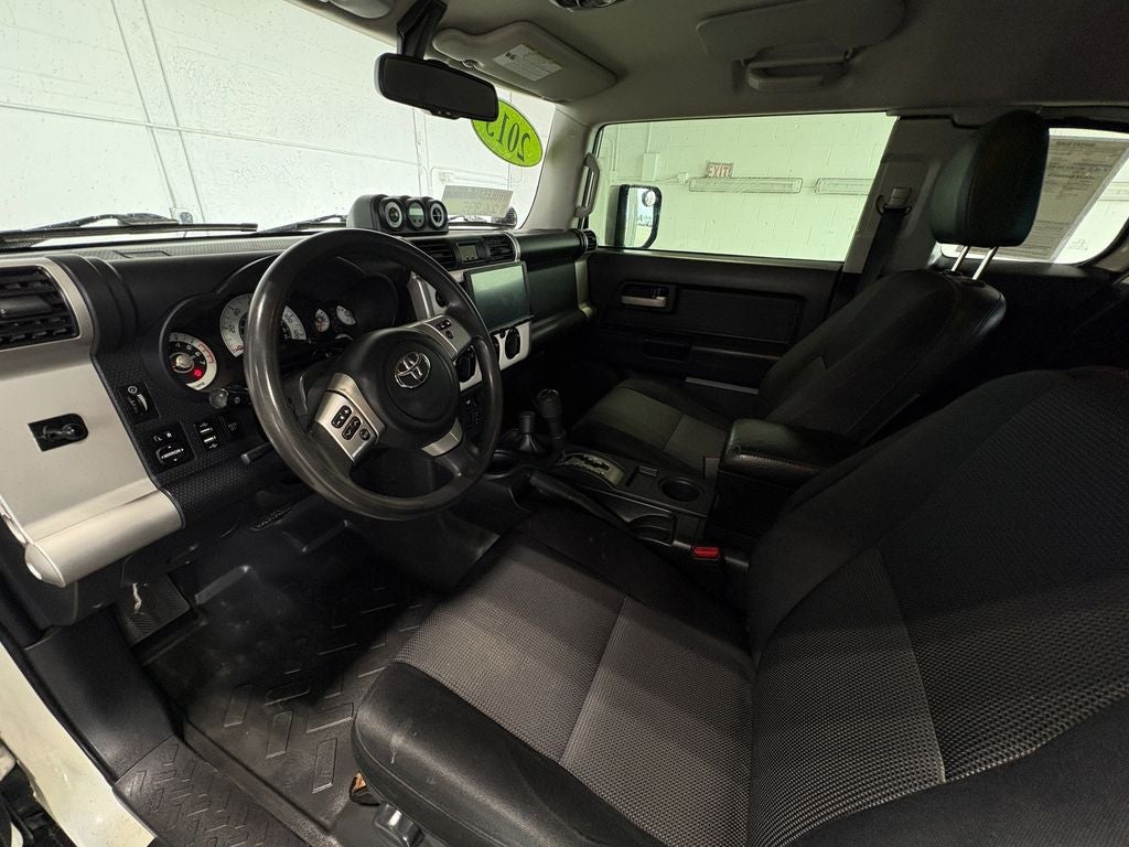 2013 Toyota FJ Cruiser Base Off-Road Package