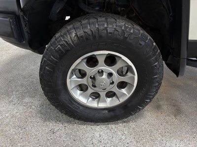 2013 Toyota FJ Cruiser Base Off-Road Package