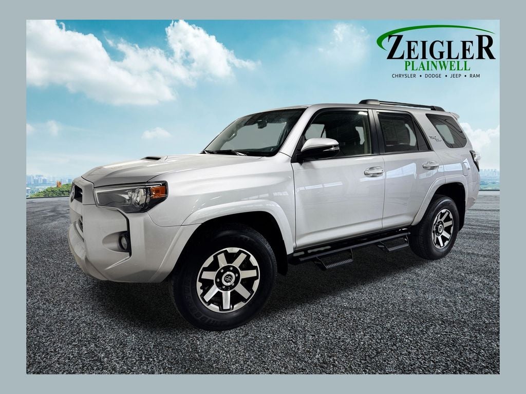 2020 Toyota 4Runner TRD Off-Road Premium Moonroof Package