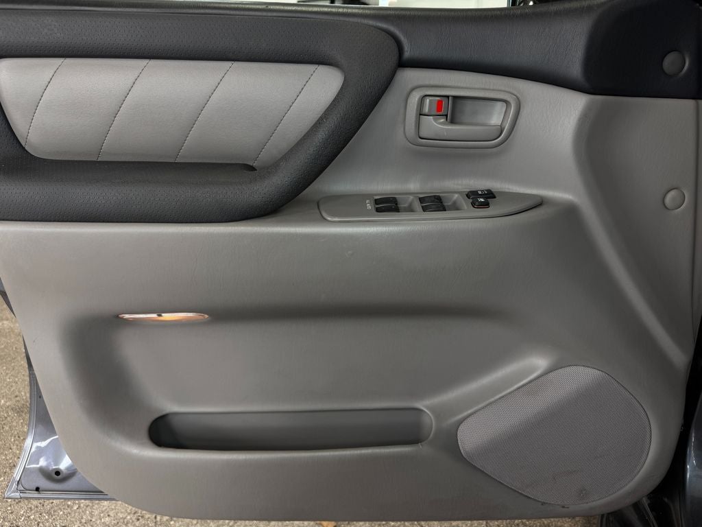 2007 Toyota Land Cruiser Base Power moonroof