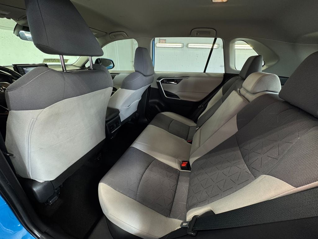 2021 Toyota RAV4 Hybrid XLE All Weather Liner Package