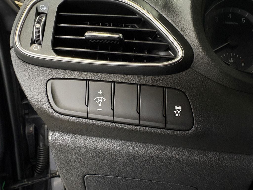 2018 Hyundai Elantra GT Base