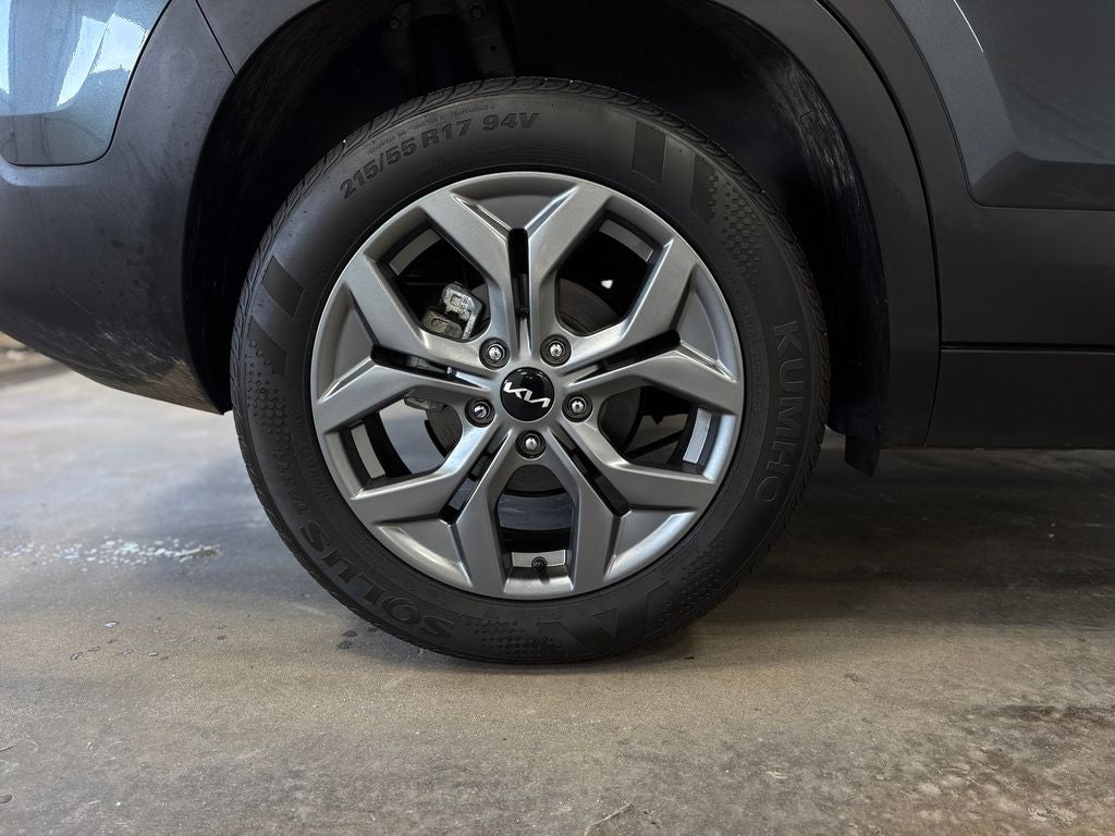 2024 Kia Seltos S Apple CarPlay & Android Auto