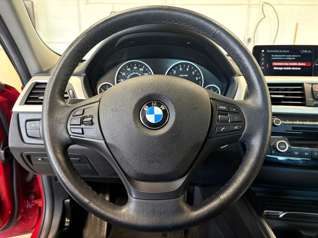 2018 BMW 3 Series 320i xDrive Convenience Package