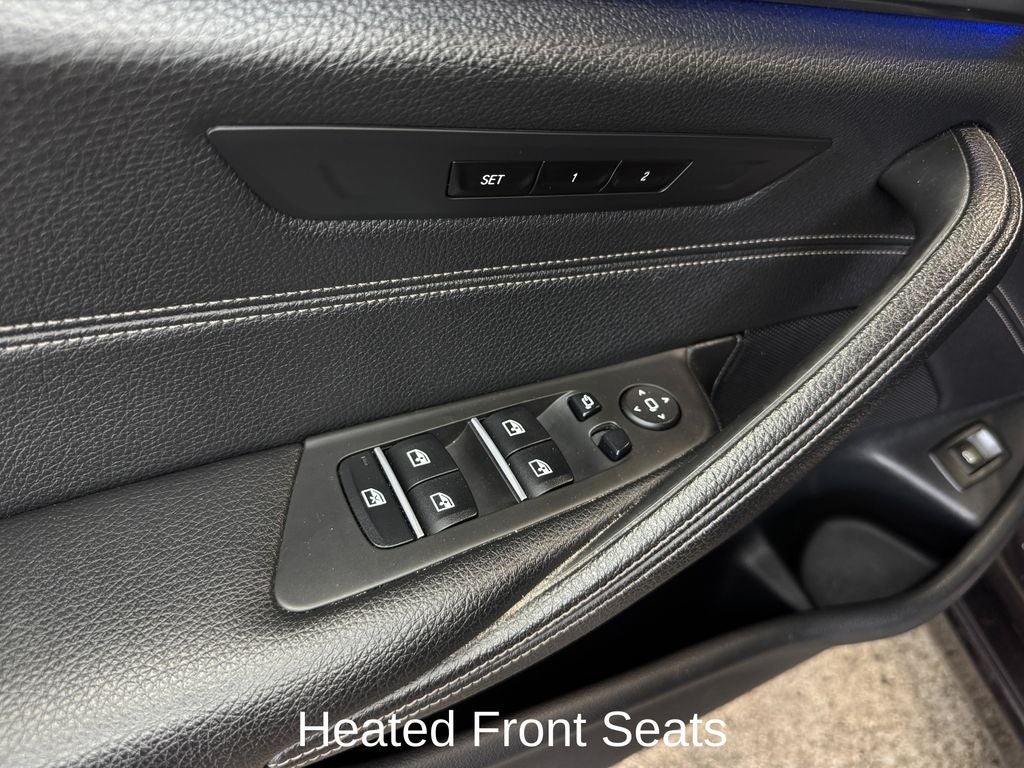 2019 BMW 5 Series 540i xDrive Power moonroof