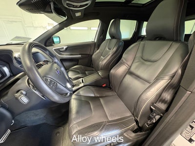 2017 Volvo XC60 T6 R-Design