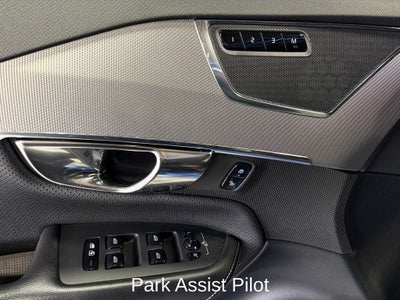 2016 Volvo XC90 T6 R-Design