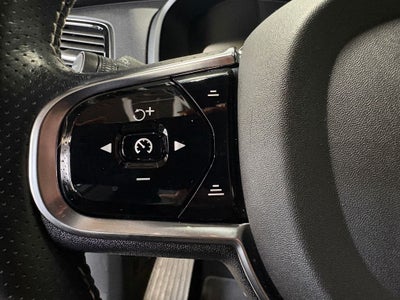 2016 Volvo XC90 T6 R-Design