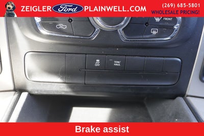 2016 RAM 1500 Outdoorsman Outdoorsman Crew Cab 4x4 Luxury Group V8 5.7 Liter