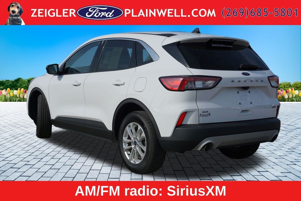2022 Ford Escape Hybrid SE
