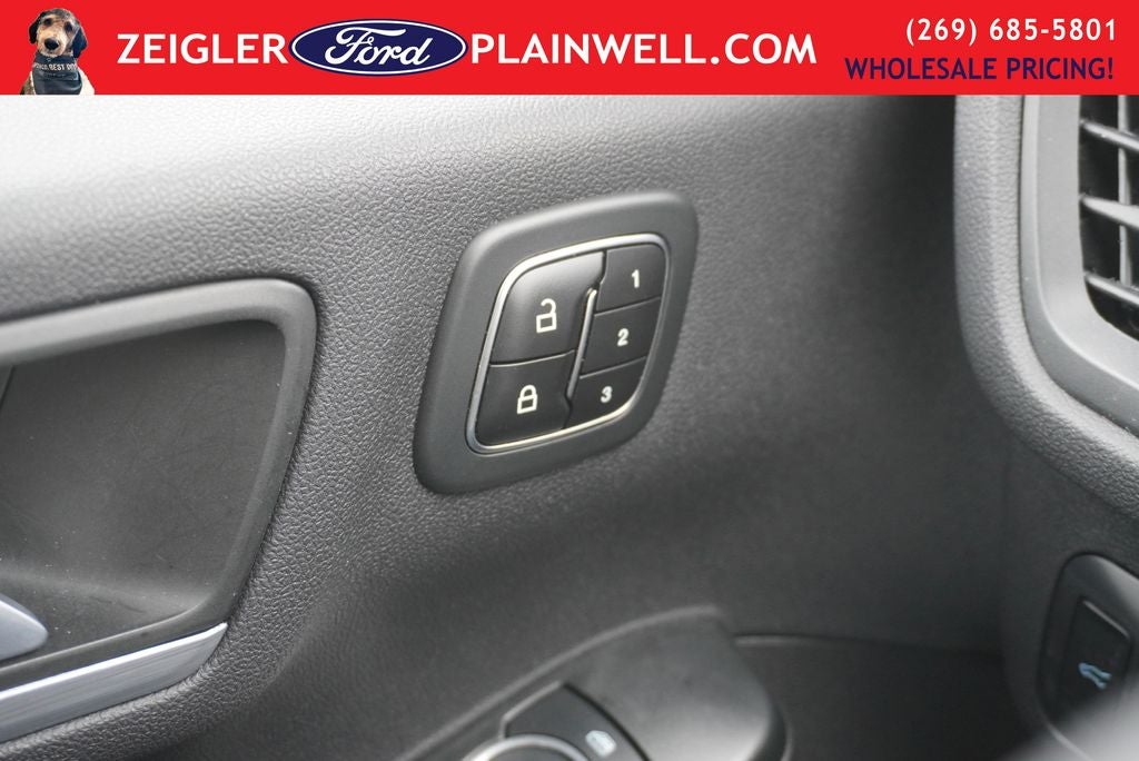 2023 Ford Escape Platinum AWD PANORAMIC ROOF HEATED LEATHER SYNC 4