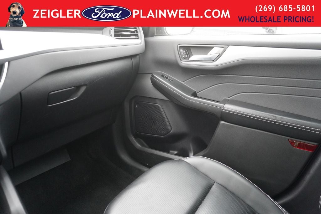 2023 Ford Escape Platinum AWD PANORAMIC ROOF HEATED LEATHER SYNC 4