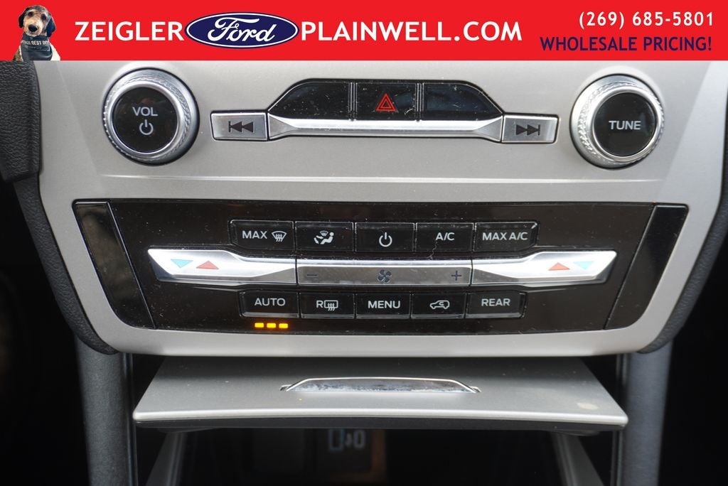 2023 Ford Explorer Base 4x4 Rear Camera 3Rd Row Seat
