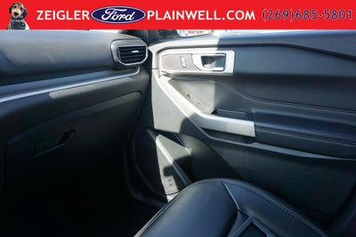 2023 Ford Explorer XLT 4x4 Leather Rear Camera