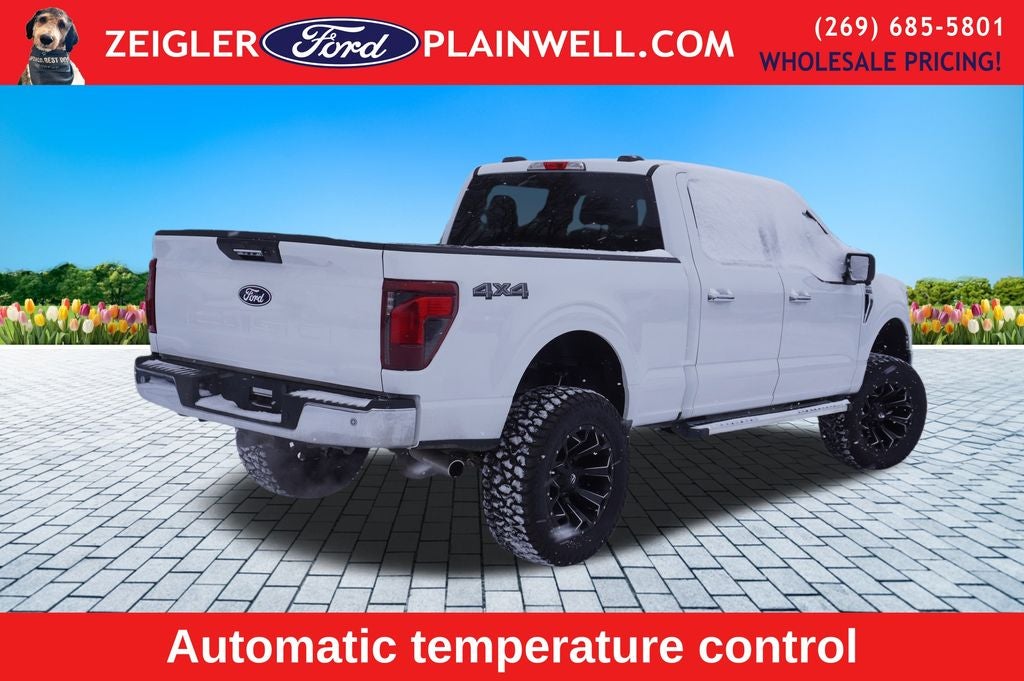 2024 Ford F-150 XLT Crew Cab 3.5L ECOBOOST NAV Custom Lift Tires and R