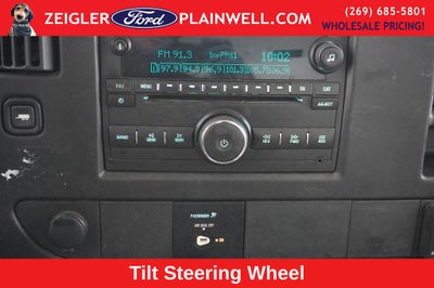 2015 Chevrolet Express 4500 Base Cutaway