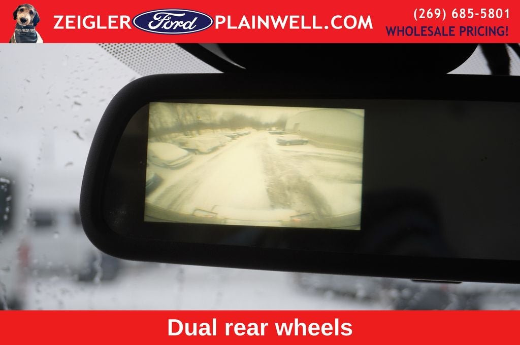 2015 Chevrolet Express 4500 Base Cutaway