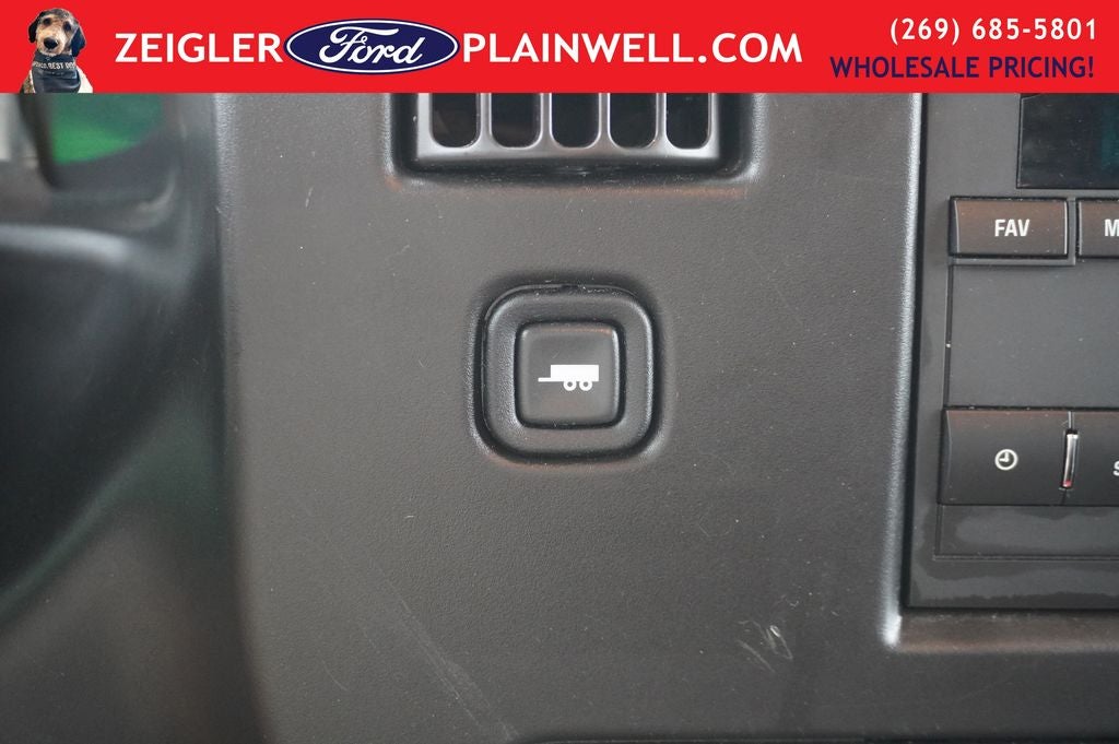2024 Chevrolet Express 2500 Work Van Cargo