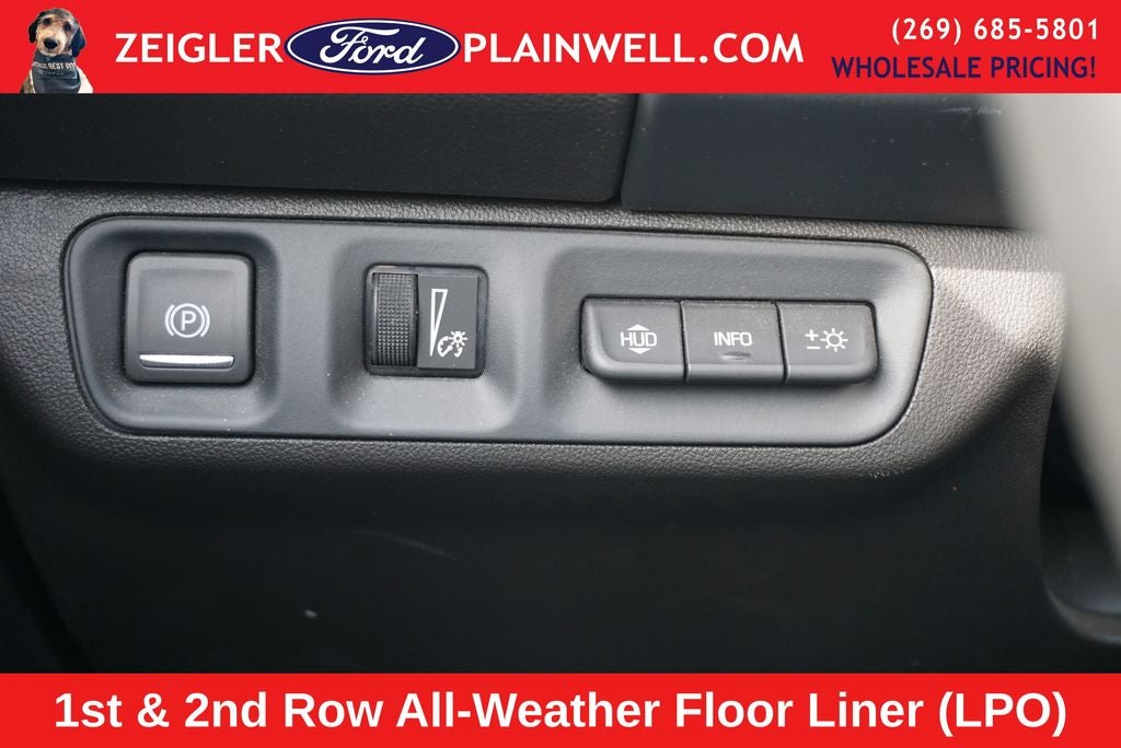2023 GMC Acadia SLT LUX TECH & PREFERED PKG NAV 3RD ROW 4X4 TOW PKG