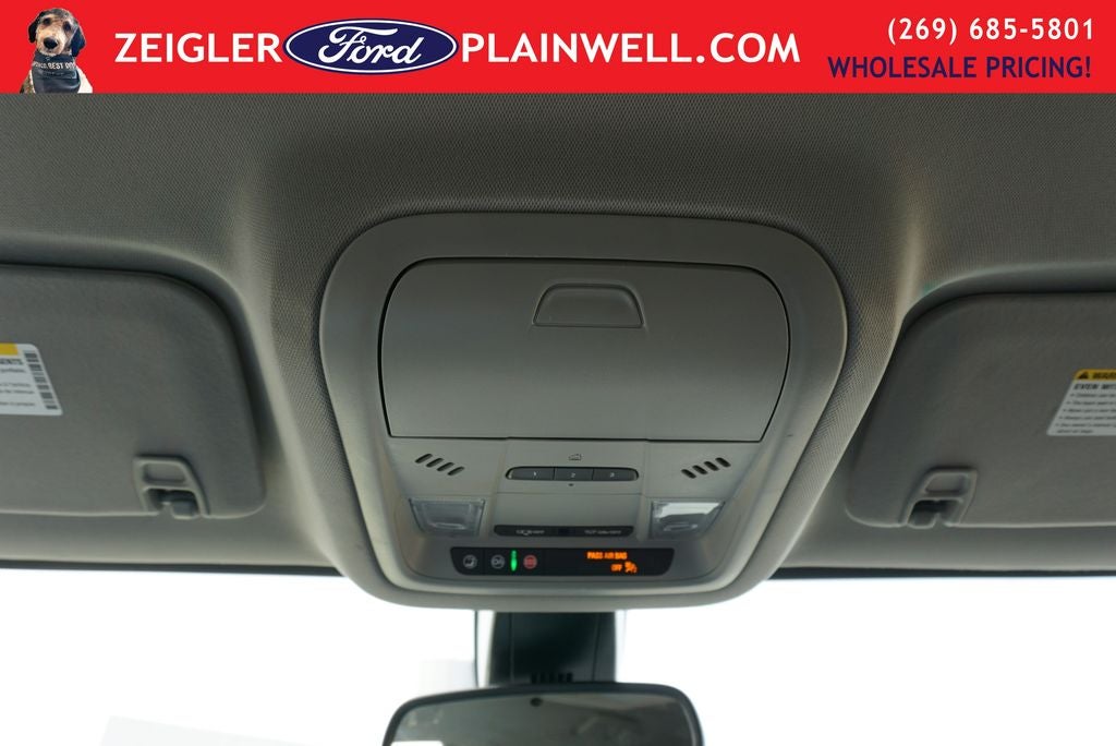 2023 GMC Acadia SLT LUX TECH & PREFERED PKG NAV 3RD ROW 4X4 TOW PKG