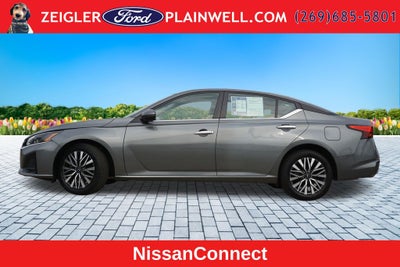 2023 Nissan Altima 2.5 SV AWD Single Panel Moonroof ProPILOT Assist R Camera