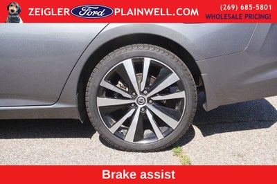 2019 Nissan Altima 2.5 Platinum AWD NAV Heated Leather Heated Steering Power Moonr