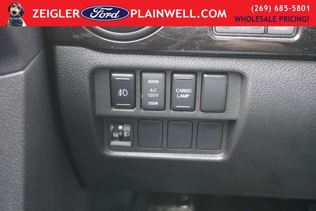 2018 Nissan Titan SL MIDNIGHT EDITION CREW CAB 4x4 LEATHER NAVIGATION 2