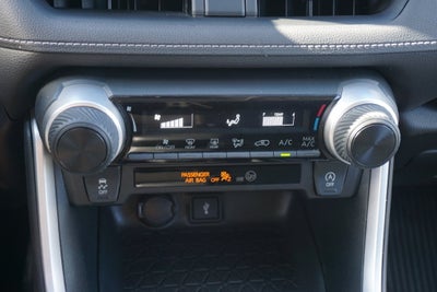 2022 Toyota RAV4 LE AWD Blind Spot Pkg Rear Camera