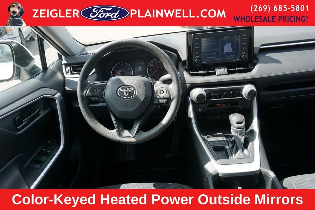 2022 Toyota RAV4 LE