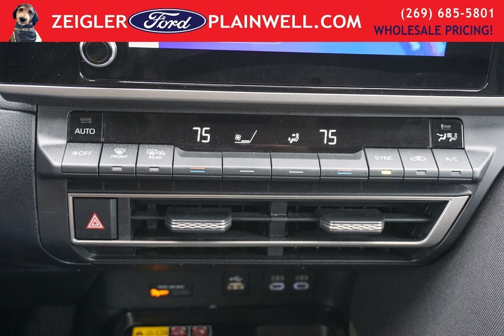 2025 Toyota Camry LE HYBRID