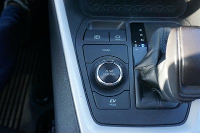 2021 Toyota RAV4 Hybrid LE