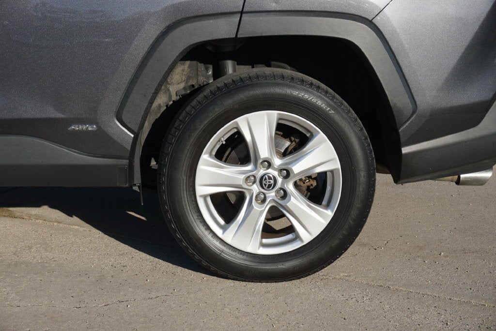 2021 Toyota RAV4 Hybrid LE